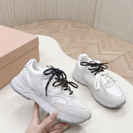 ミュウミュウ スニーカー