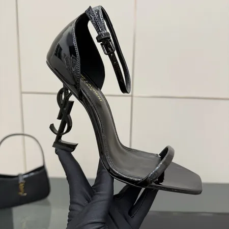 イブサンローラン サンダル