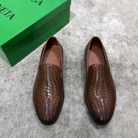 ボッテガ ヴェネタ ビジネスシューズ