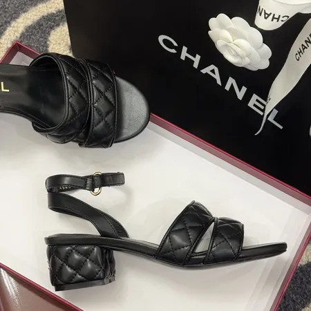 シャネル サンダル