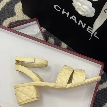 シャネル サンダル