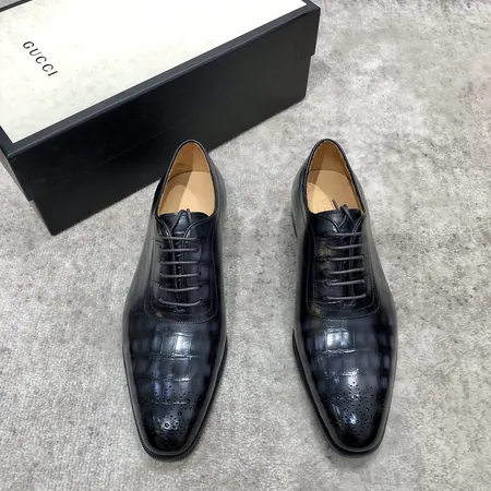 グッチ ビジネスシューズ