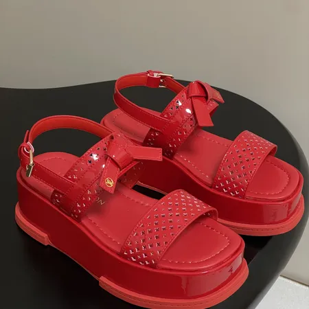 ルイヴィトン サンダル