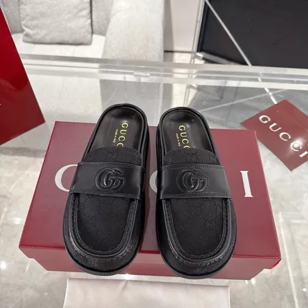 グッチ スリッパ