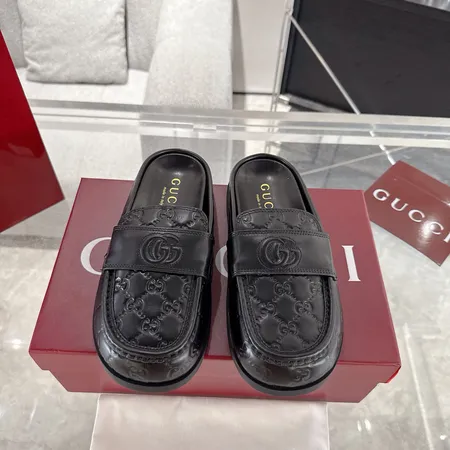 グッチ スリッパ