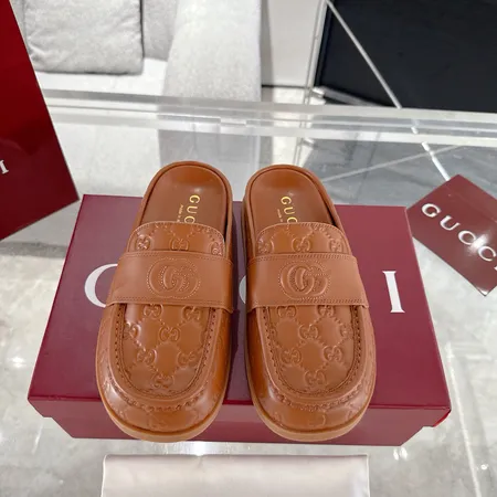 グッチ スリッパ