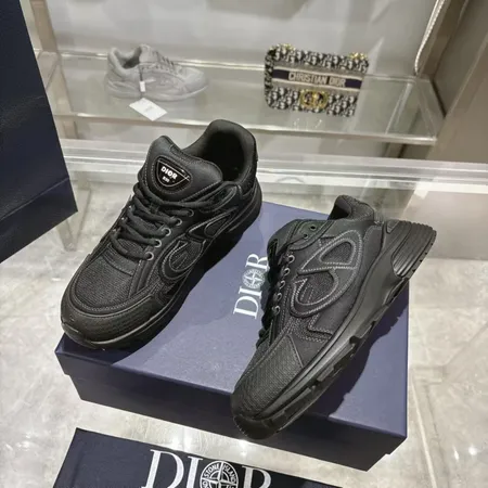 ディオール スニーカー