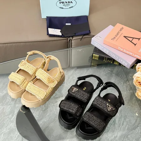 プラダ サンダル