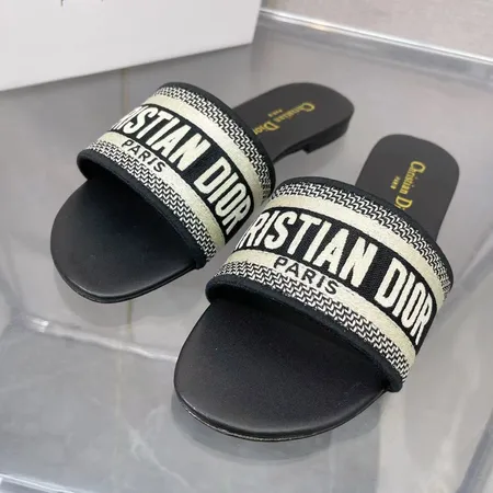 ディオール スリッパ