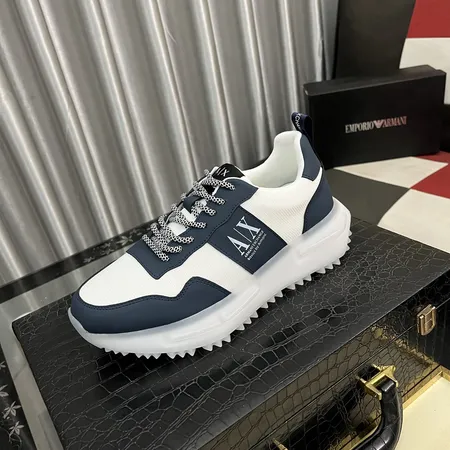 アルマーニ カジュアルシューズ