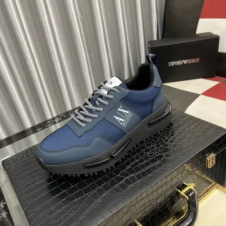 アルマーニ カジュアルシューズ