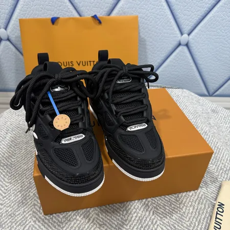 ルイヴィトン カジュアルシューズ