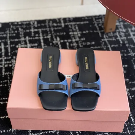 ミュウミュウ スリッパ