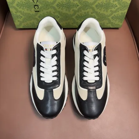 グッチ スニーカー