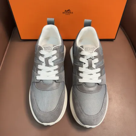 エルメス スニーカー