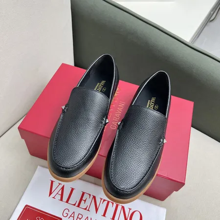 ヴァレンティノ カジュアルシューズ