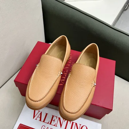 ヴァレンティノ カジュアルシューズ