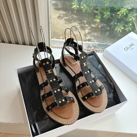 セリーヌ サンダル