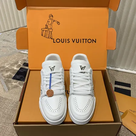 ルイヴィトン カジュアルシューズ