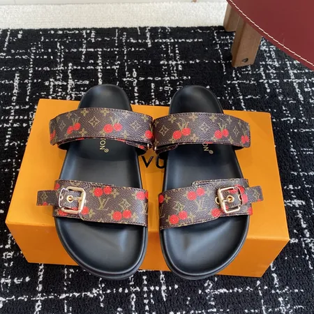ルイヴィトン サンダル