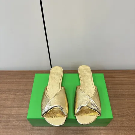 ボッテガ ヴェネタ スリッパ