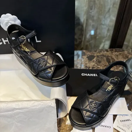 シャネル サンダル