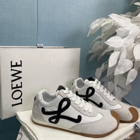 ロエベ カジュアルシューズ