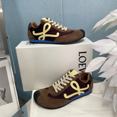 ロエベ カジュアルシューズ