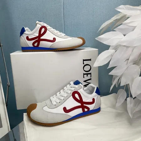 ロエベ カジュアルシューズ