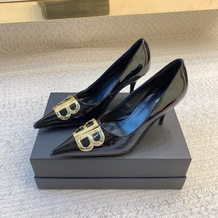 バレンシアガ サンダル