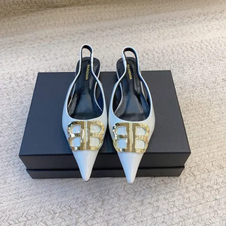 バレンシアガ サンダル