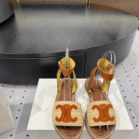 セリーヌ サンダル