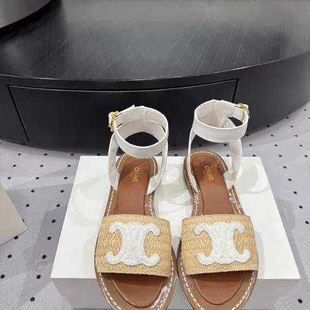 セリーヌ サンダル