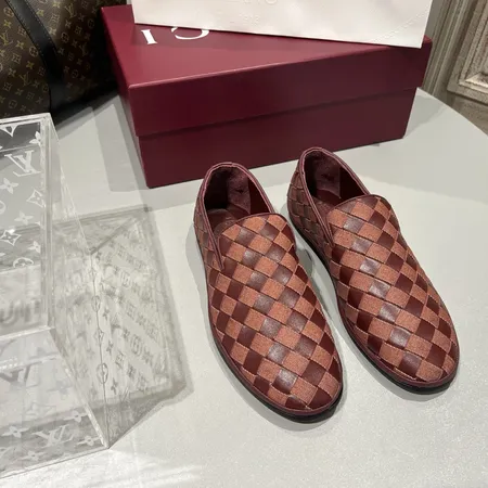 ボッテガ ヴェネタ ビジネスシューズ