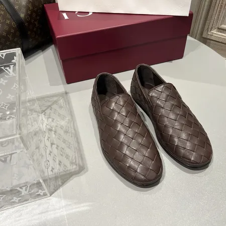 ボッテガ ヴェネタ ビジネスシューズ