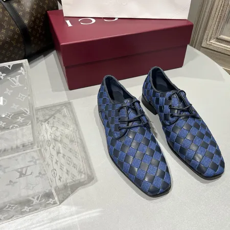 ボッテガ ヴェネタ ビジネスシューズ