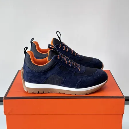 エルメス スニーカー