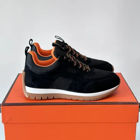 エルメス スニーカー