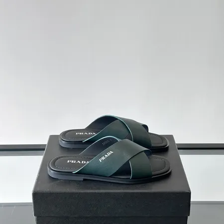 プラダ スリッパ