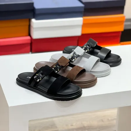 ディオール スリッパ