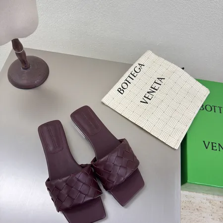 ボッテガ ヴェネタ スリッパ