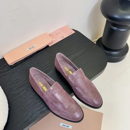 ミュウミュウ ビジネスシューズ