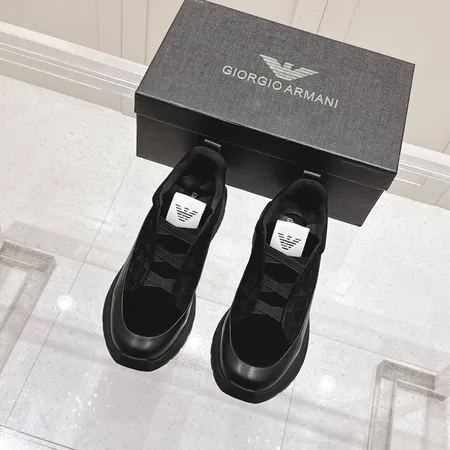 アルマーニ スニーカー