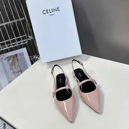 セリーヌ サンダル