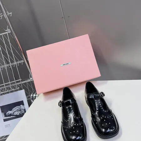 ミュウミュウ サンダル