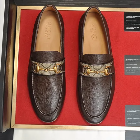 グッチ ビジネスシューズ