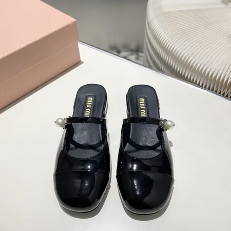 ミュウミュウ スリッパ