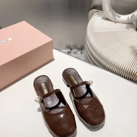 ミュウミュウ スリッパ