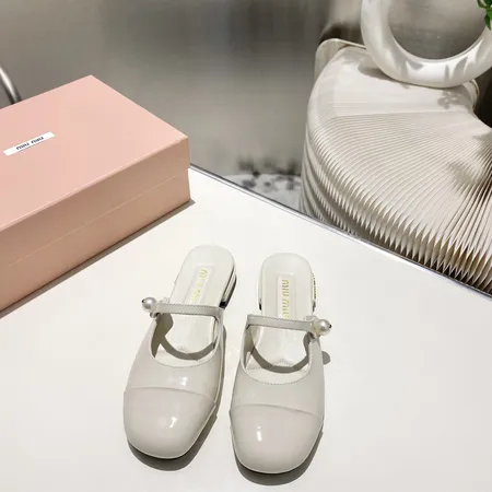 ミュウミュウ スリッパ