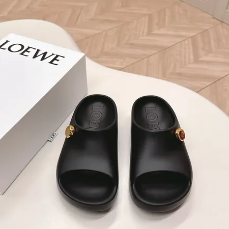 ロエベ スリッパ